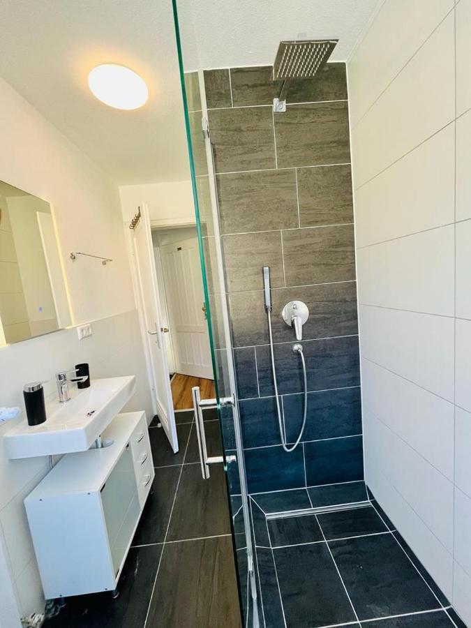 3Room-Central-Modern- The Seashell By Lakescape Fewos Friedrichshafen Exterior photo